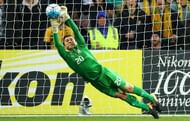 Thailand goalkeeper Sinthaweechai Hathairattanakool played his last game for the national team after 14 years of service.